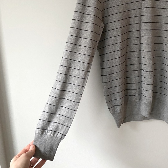 Club Monaco 100% Italian Merino Sweater Small NWOT - Picture 4 of 5